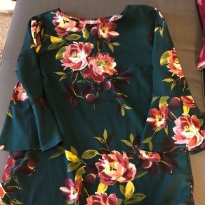 Green floral bell sleeve top size medium